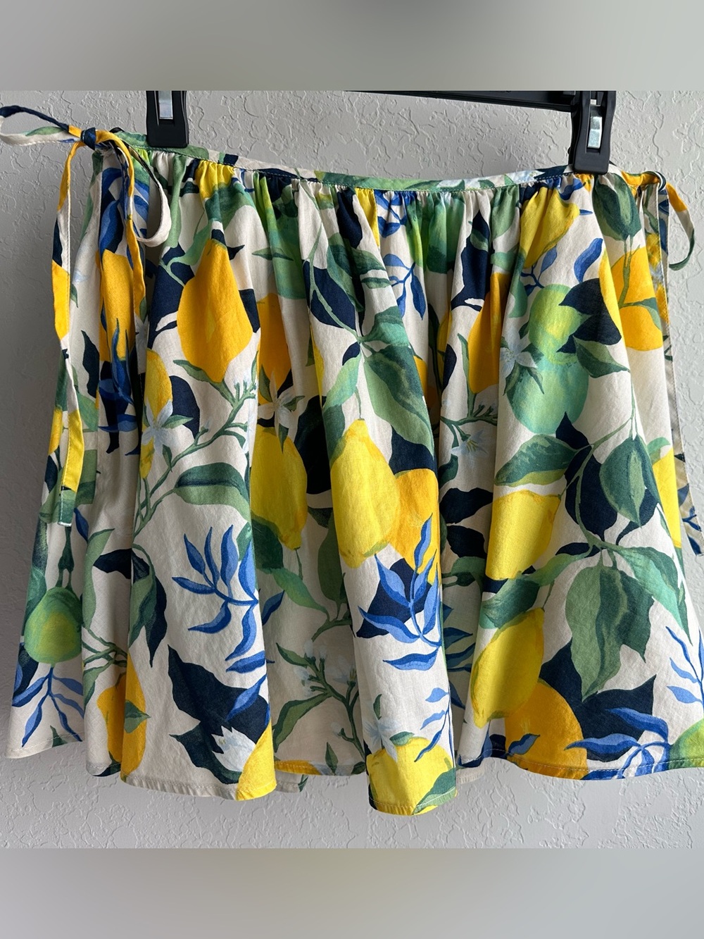 H&M Cream Linen Skirt with Yellow & Blue Lemon Print